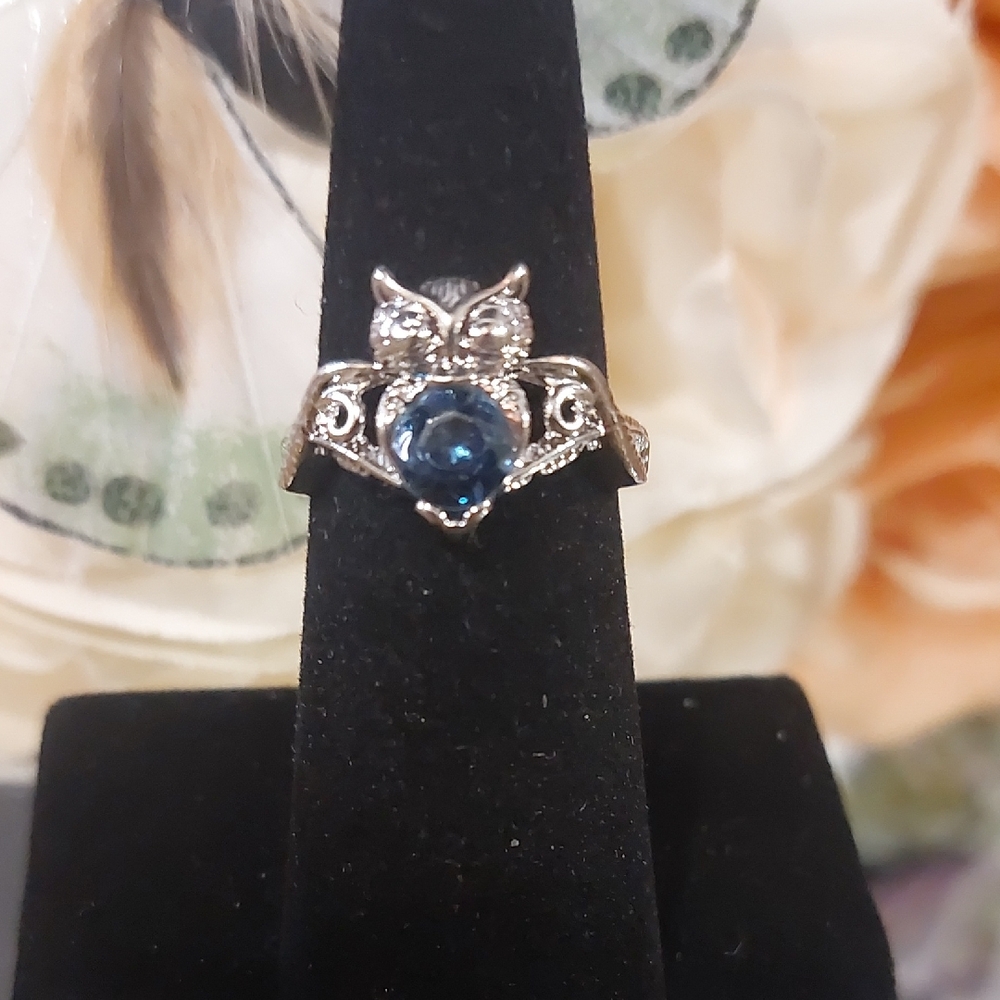 Silver Owl Ring with Blue Gemstone - Size 6 & 8